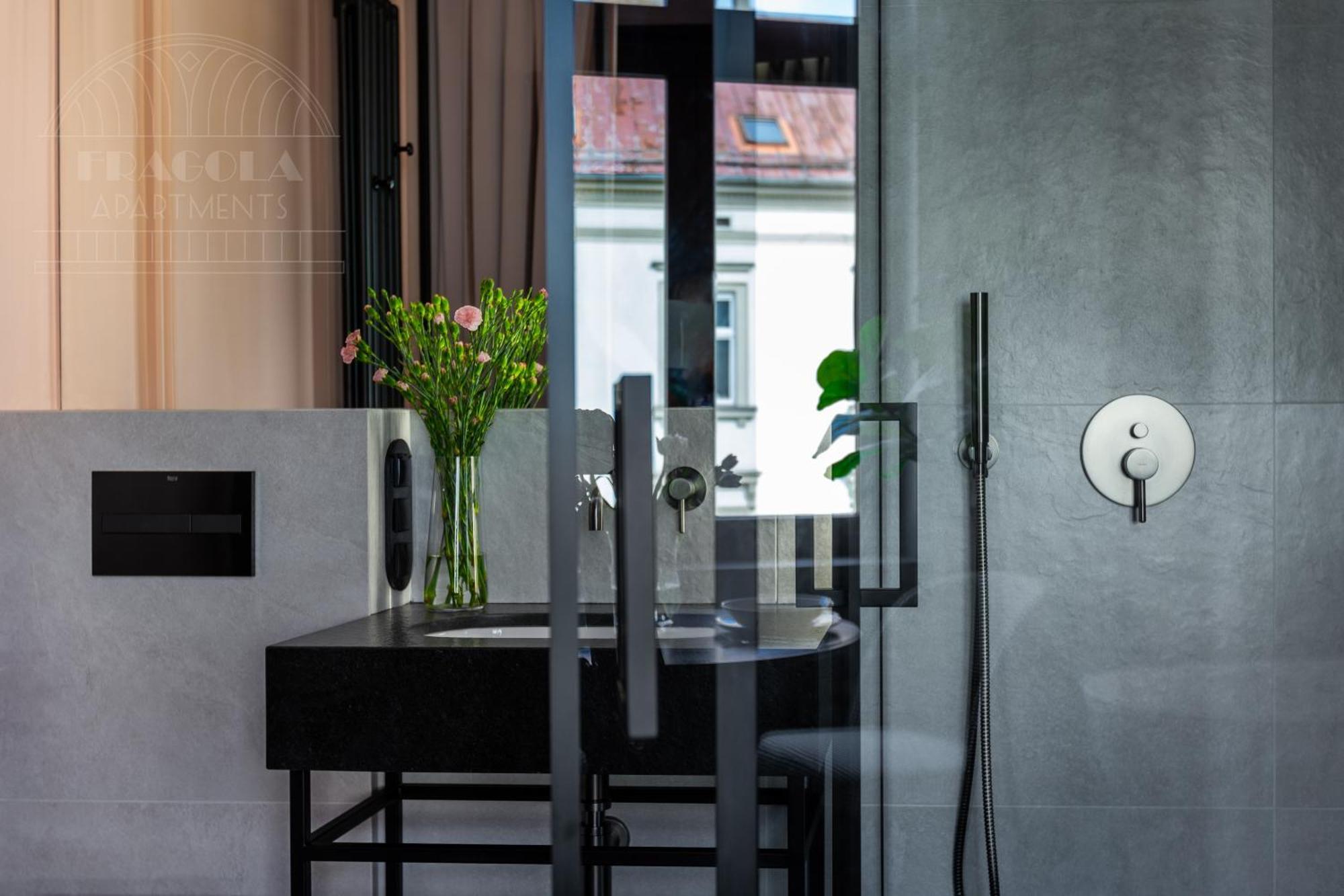 Canvas House Fragola Apartments - Heart Of Kazimierz Krakow Exterior photo